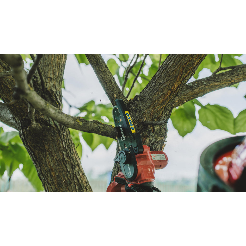 Raider R20 Fierastrau de gradina cu lant si lama 20V 120mm SOLO RDP-YGP20