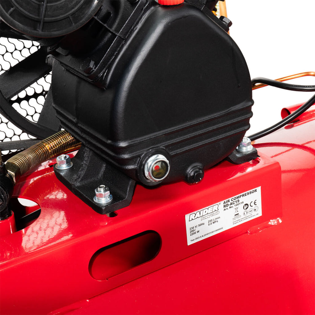 Raider Compresor pe curea 3cp 200l 250l/min RD-AC19