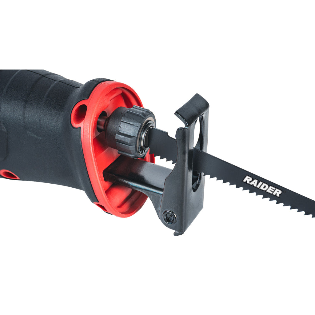 Raider Fierastrau sabie 750W RD-RS38
